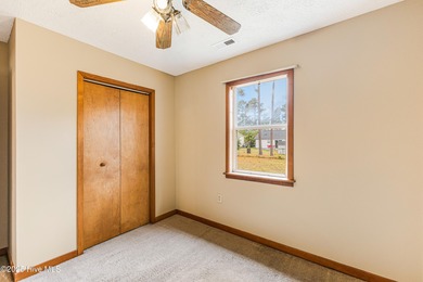 Looking for a Big Private Yard and a nice Handicapped equipped