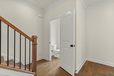 END UNIT TOWNHOME - looking for low maintenance living in an - photo 19