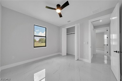 Experience the perfect blend of elegance, comfort, and location - photo 21