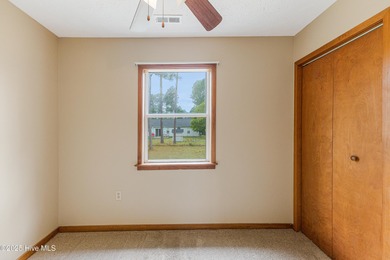 Looking for a Big Private Yard and a nice Handicapped equipped