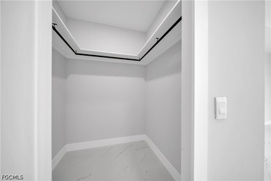 Experience the perfect blend of elegance, comfort, and location - photo 30