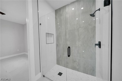 Experience the perfect blend of elegance, comfort, and location - photo 34