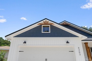 This Adorable and semi-custom craftsman inspired brand new home - photo 3
