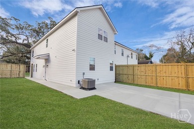 Below Appraised Value! Motivated Seller! Welcome home to a place - photo 44