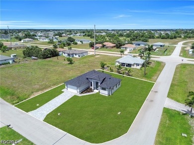 Experience the perfect blend of elegance, comfort, and location - photo 47