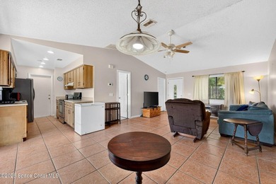 This 2 bedroom, 2 bath home is full of potential & ready for - photo 8