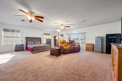 Beautifully Updated Waterfront Home on Lake Palestine - photo 15
