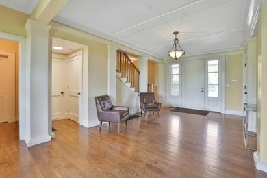 NEW LISTING VILLANOVA HEIGHTS Grand 7-Bd. Shingle-Style Mansion - photo 10