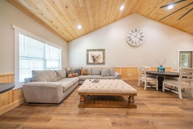 Spring River Front Retreat | Gated Community | 1.13 Acres | - photo 11