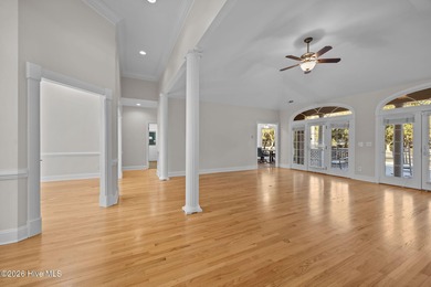 LUXURY LIVING ON THE OAK ISLAND GOLF COURSE. Gorgeous custom