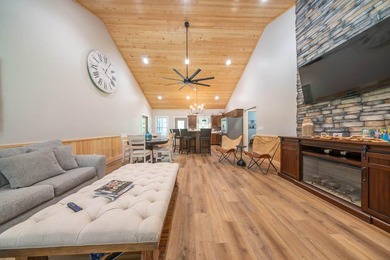 Spring River Front Retreat | Gated Community | 1.13 Acres | - photo 12