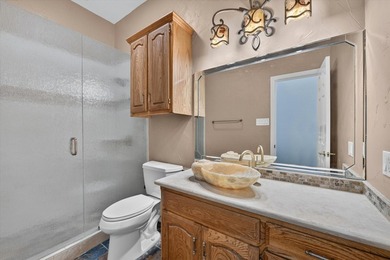 Welcome to an exceptional residence in the prestigious gated Bay - photo 21