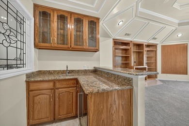 Welcome to an exceptional residence in the prestigious gated Bay - photo 24