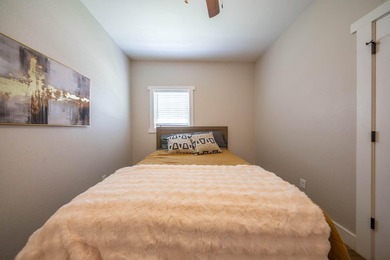 Spring River Front Retreat | Gated Community | 1.13 Acres | - photo 25