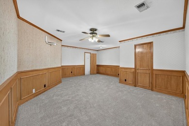 Welcome to an exceptional residence in the prestigious gated Bay - photo 26