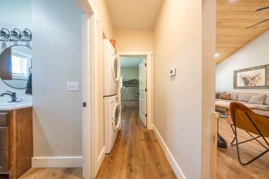 Spring River Front Retreat | Gated Community | 1.13 Acres | - photo 30