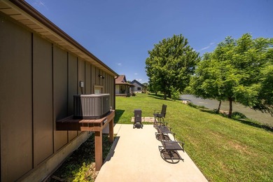 Spring River Front Retreat | Gated Community | 1.13 Acres | - photo 40