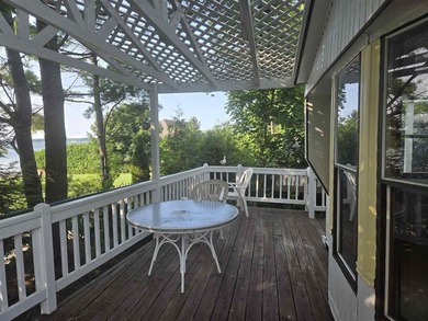 It's all about the great view of Lake Charlevoix! Nice spacious - photo 4