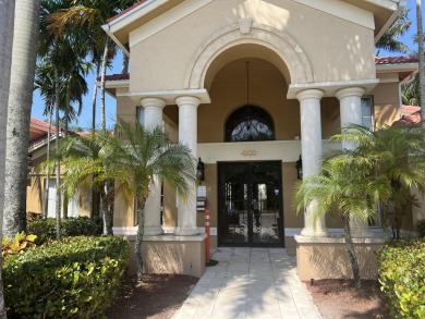 (private lake, pond, creek) Condo For Sale in West Palm Beach Florida