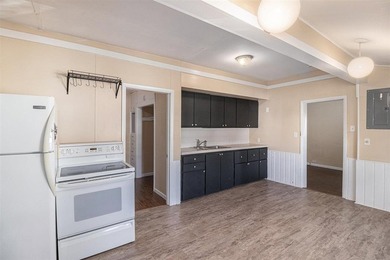 Investment opportunity in the heart of Petoskey! This - photo 9