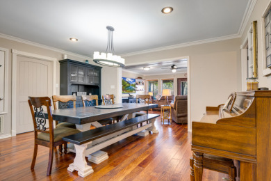 Beautifully Updated Waterfront Home on Lake Palestine - photo 6