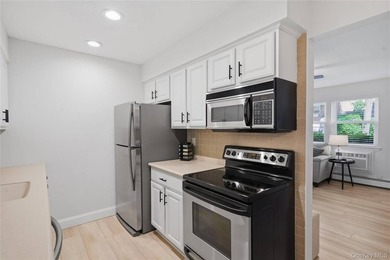 Welcome to easy living in the desirable Fisherman's Wharf - photo 8