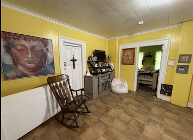 Another Rockin' Rochester Property! This 6-bedroom, 2.5-bath - photo 10
