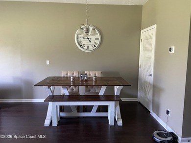 Welcome to this beautifully maintained 2-bedroom, 3-bathroom - photo 10