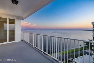 St. Johns River Condo Active Under Contract in Jacksonville Florida
