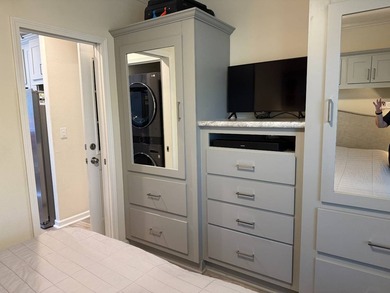 sellers are looking for any offer!!! this is an almost new - photo 15