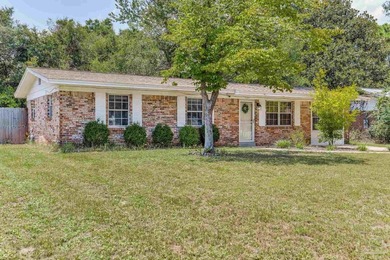 Step into the delightful 3-bedroom, 2-bath haven nestled in the - photo 28