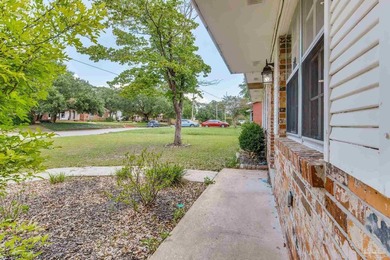 Step into the delightful 3-bedroom, 2-bath haven nestled in the - photo 31