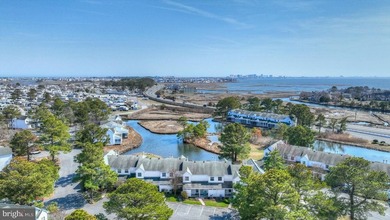 Tucked within the sought-after community of Mallard Lakes, just - photo 32