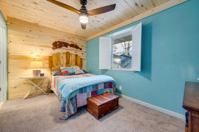 Beautifully Updated Waterfront Home on Lake Palestine - photo 13