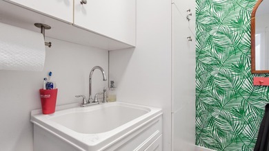 Experience the laid-back 30A lifestyle in the heart of Blue - photo 12