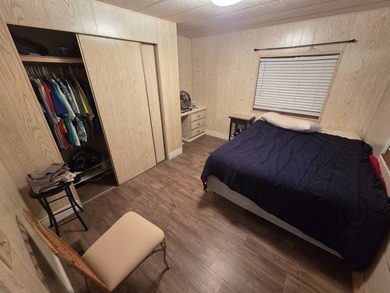 Welcome to this well-maintained 2 bedroom, 2 bathroom mobile - photo 12
