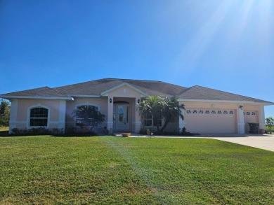 Lake Istokpoga Home For Sale in Sebring Florida