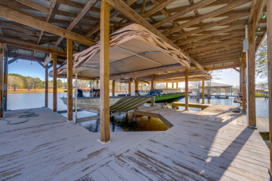 Beautifully Updated Waterfront Home on Lake Palestine - photo 26