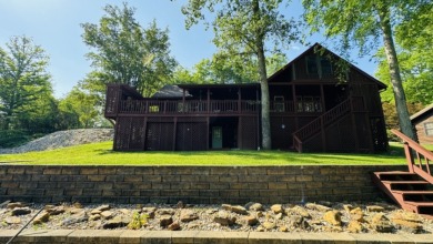 Lakefront Log Cabin Living at Its Finest! Call Josh! - photo 5