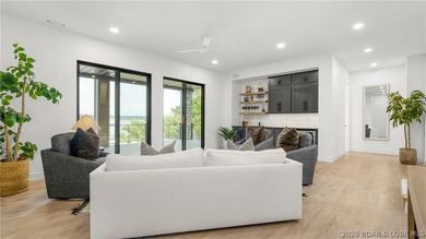 Luxury lakefront living w/ high-end finishes, exceptional - photo 29
