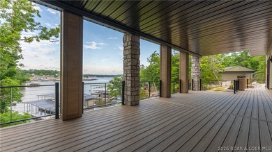 Luxury lakefront living w/ high-end finishes, exceptional - photo 33
