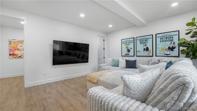 Luxury lakefront living w/ high-end finishes, exceptional - photo 47