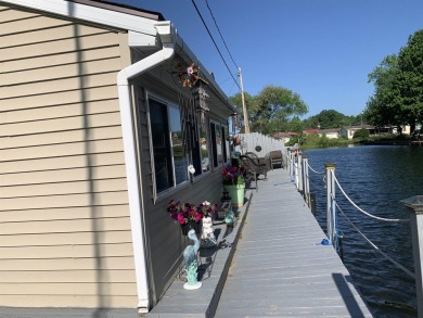 Lake Home For Sale in Houghton Lake, Michigan