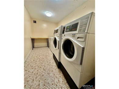 Investors take notice! Perfect opportunity to own in Orange - photo 7
