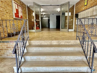 Investors take notice! Perfect opportunity to own in Orange - photo 9