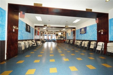 A massive property in the heart of Bay Ridge. This a fantastic - photo 6