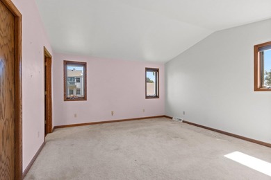 Let the sunshine in! This cheerful ranch is ready for you to add - photo 18