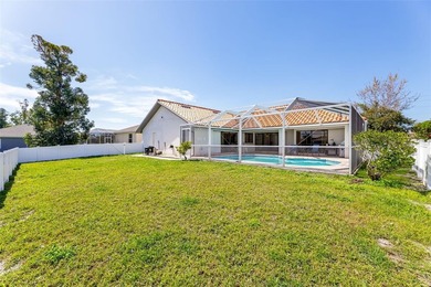 Contemporary style defines this recently remodeled 3 bedroom, 3 - photo 24