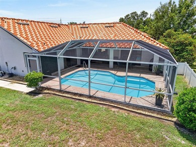 Contemporary style defines this recently remodeled 3 bedroom, 3 - photo 25