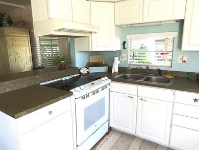 Come and see this bungalow Key West style home before it's gone - photo 6